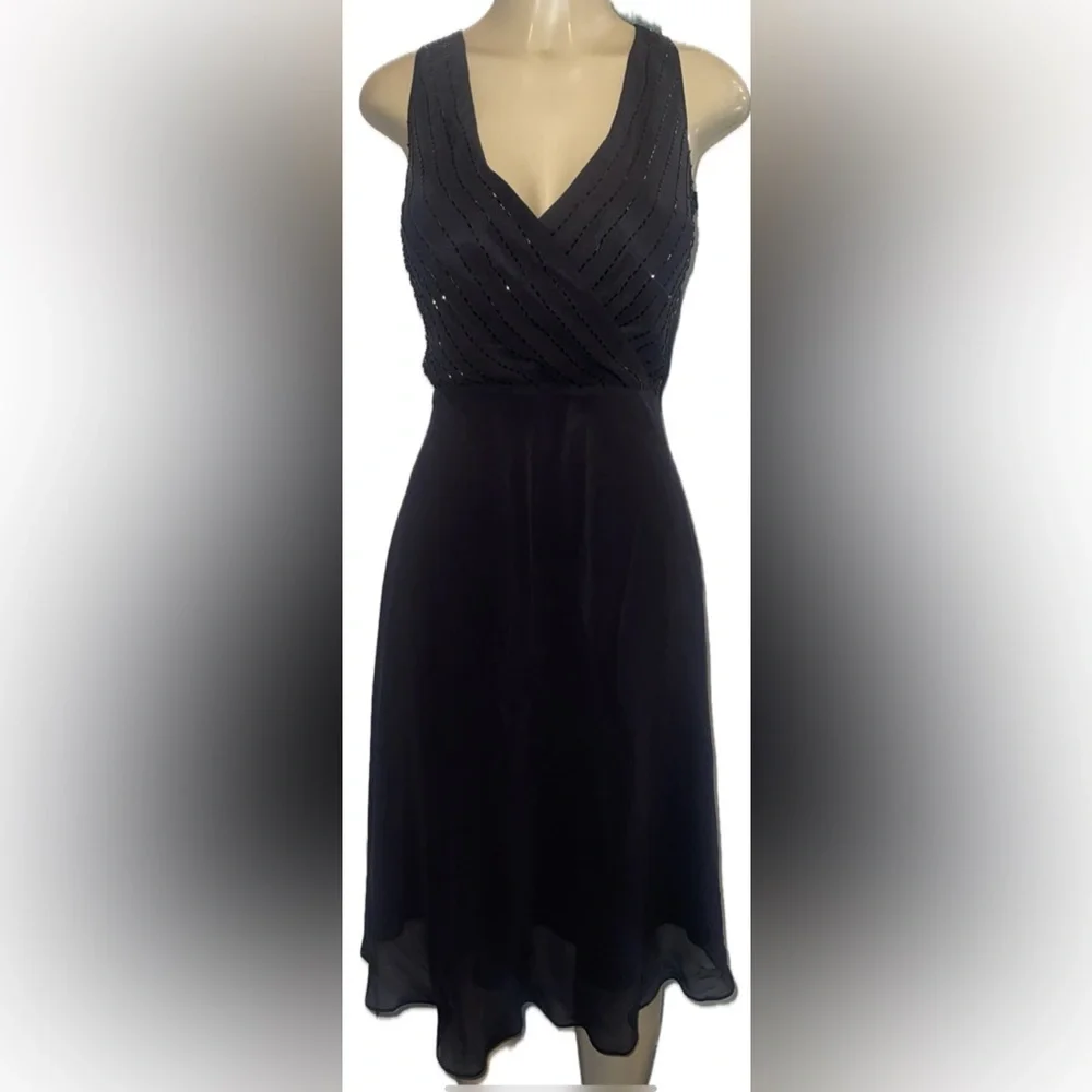 black long mother of the bride dresses Sleeve Crew Neck Champagne Dress Satin with Glitter vt::All::Occasion::Night Out alterations are needed once Radiant Contrast: Styling Gold SIZE:12